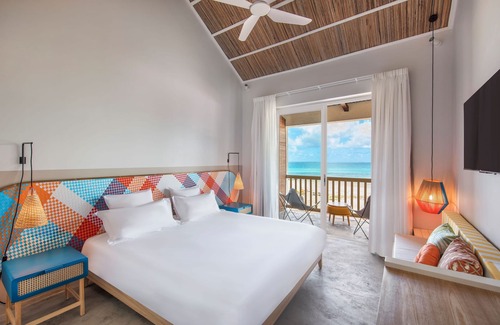 Coromandel Hôtel | C Rodrigues Mourouk