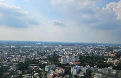 Thu Dau Mot Appartement | C Sky View: 2 BR Apartment Free GYM & POOL