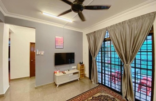 Taman Rinting Maison | C01 HomeStay in Rinting Village