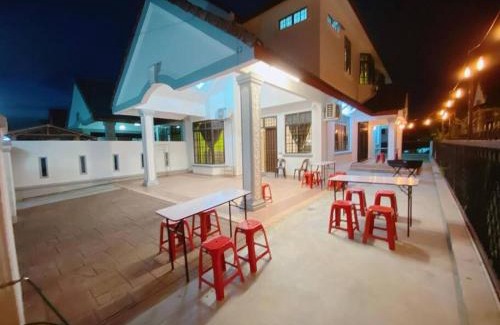 Taman Rinting Maison | C01 HomeStay in Rinting Village