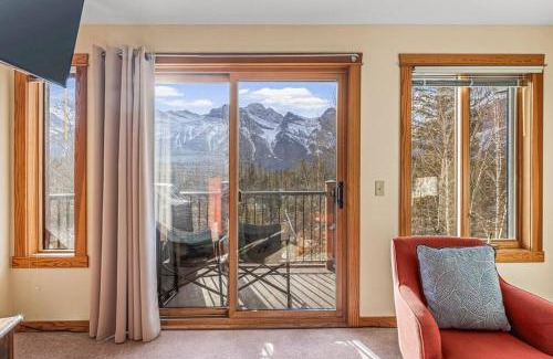 Canmore Appartement | C303 Hidden Gem with MTN andCreek View, Quiet and Private