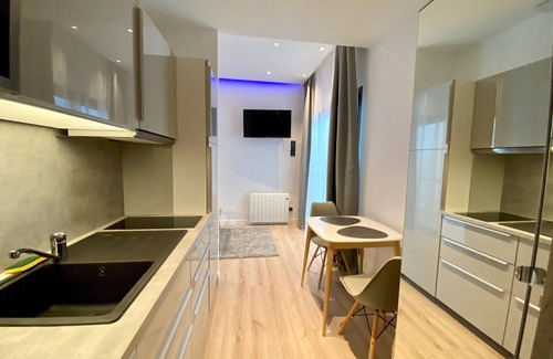 15th Arrondissement Appartement | C8 Mini Studio Design 175Blo-Paris Convention