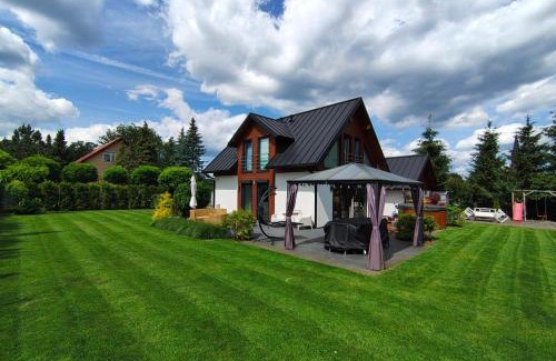 Lubniewice Maison | Całoroczny Domek Bielik Lubniewice,jakuzzi, jezioro,blisko SPA