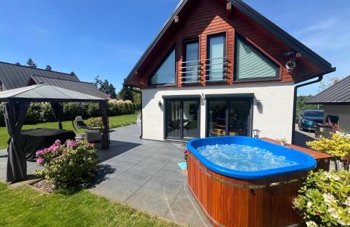 Lubniewice Maison | Całoroczny Domek Bielik Lubniewice,jakuzzi, jezioro,blisko SPA