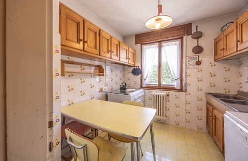 Cortina d'Ampezzo Appartement | Ca' del Molin, large apartment with balcony and garage