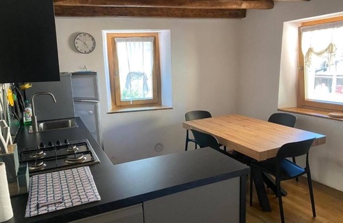 Scopello Appartement | Cá di Gin 1* floor apartment in the old town