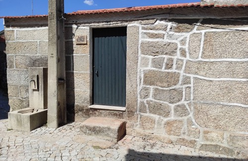 Fornos de Algodres Maison | Casa Penedo do Raposo