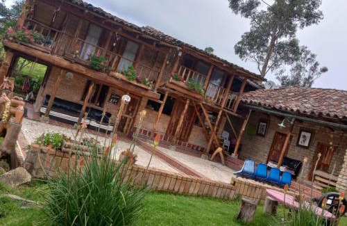 Guatavita Chalet De Ski | Cabaña 10min de termales, zonna bbq!