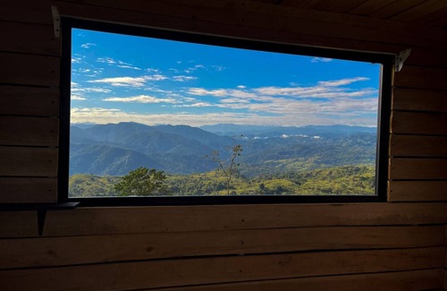 Pacuare Reserve Cabine | Cabaña Alto Luciérnaga