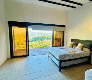Sopetran Maison | Cabaña Cedro Amarillo - moderna con jacuzzi en Sopetran, cerca de Medellín
