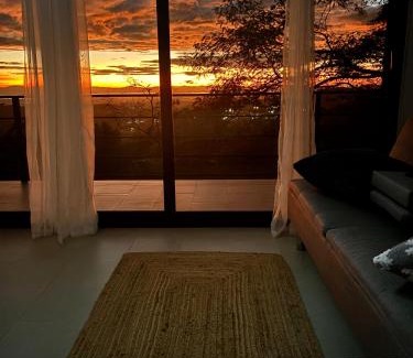 Miramar Maison | Cabaña con piscina y vista al mar