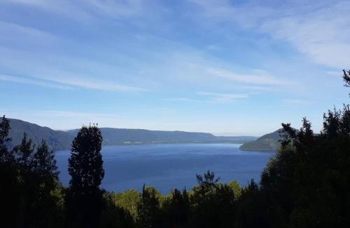 Cunco Chalet De Ski | Cabaña con vista al Lago Colico