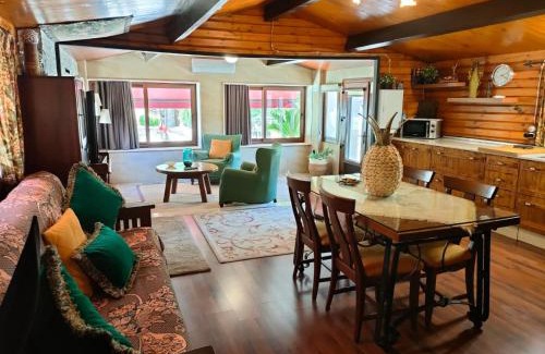 Las Jaras Chalet De Ski | CABAÑA DE MADERA JUNTO AL LAGO LAS JARAS
