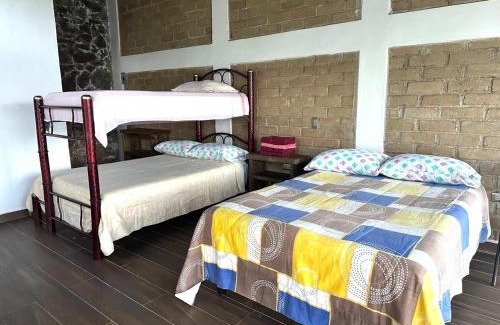 Pahuatlan del Valle Chalet De Ski | Cabaña de Vidrio en el Bosque