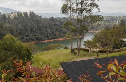 Guatape Cabine | Cabaña en Guatape para 50 personas