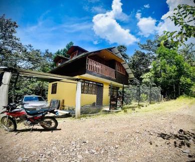 Chontabamba Maison | Cabaña Familiar en Chontabamba - A 5 Min de Oxapampa