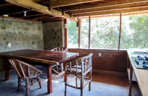 Bouvet Island Cabine | Cabaña Guarumbo - Connection with Nature