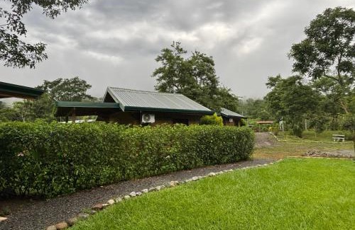 San Isidro de El General Maison | Cabaña Jacaranda #2, junto al río, Pérez Zeledon