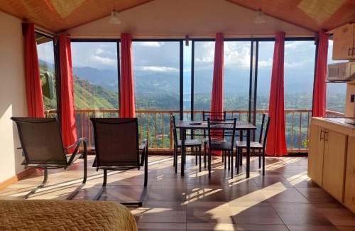 Pacuare Reserve Chalet De Ski | Cabaña Niraj