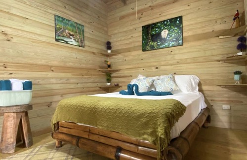 Tres Rios Cabine | Cabaña Rica ~Private Waterfalls & Natural Pools