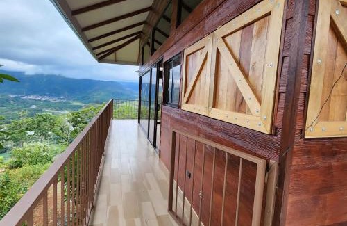 Paraiso Maison | Cabaña Vista de Oro 1