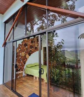 Paraiso Cabine | Cabaña Vista de Oro 2