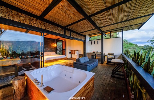 Barbosa Cabine | Cabañas de Lujo en Medio de la Naturaleza a Solo 40 min de Medellín