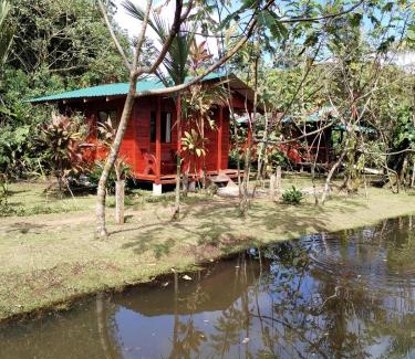 Katira Hôtel | Cabañas Los Laguitos Rio Celeste