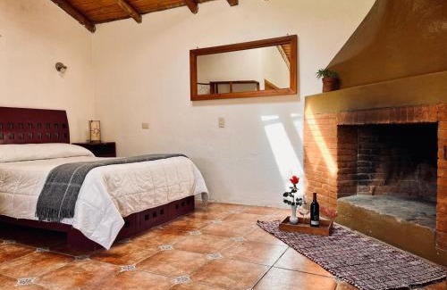 Valle de Bravo Chalet De Ski | Cabañas Los Saucos