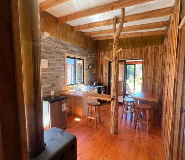 Hornopiren National Park Maison | Cabañas vista al río