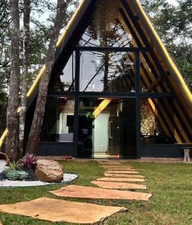 Sao Thome das Letras Chalet De Ski | Cabana Araucária