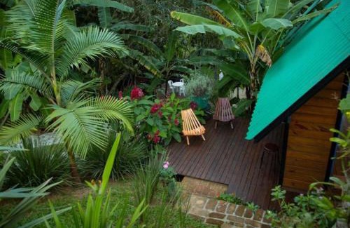 Imarui Chalet De Ski | Cabana com Cachoeira Privativa