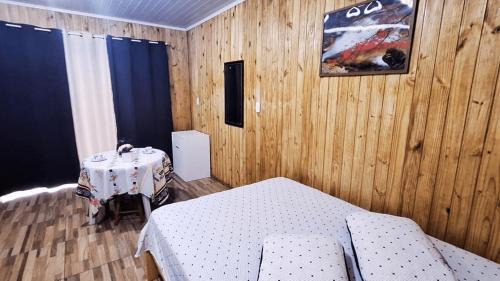 Osorio Maison | Cabana Cristal ll Campestre Em Sítio ll Wi-Fi Nômade Digital ll Táxi Fácil II Forno Microondas ll Quiosque Churrasqueira ll 6km da Estrada do Mar ll 8,1Km Prefeitura II 7,2Km UFRGS Litoral II 12km do Morro da Borrusia e das Praias Tramandai