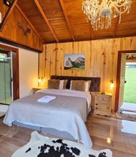 Nova Nazare Cabine | Cabana do caçador