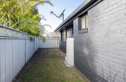 Yamba Maison | Cabana Feliz Yamba, Pet Friendly Cottage