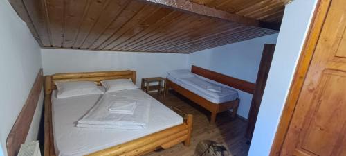 Petrila Maison | Cabana Groapa Seaca