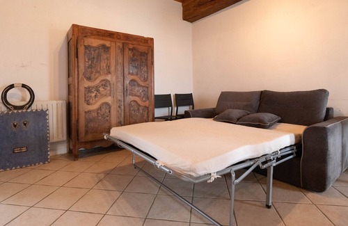 Ouroux-sur-Saone Maison | CABANA & La Doucine