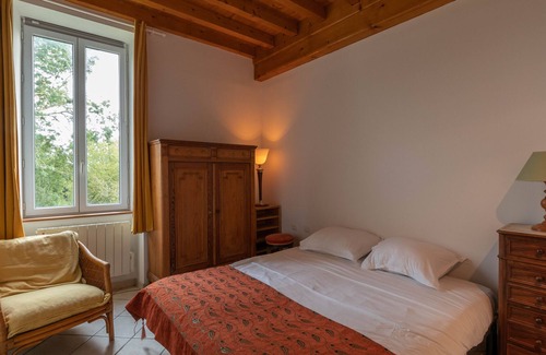 Ouroux-sur-Saone Maison | CABANA & La Doucine