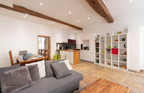 Cluny Appartement | Cabana & Le Grand Historique - Centre-ville