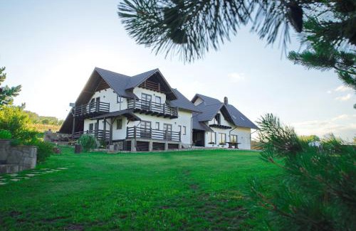 Tirgu Neamt Maison | Cabana Plăieșul