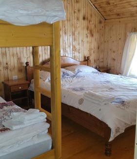 Jibert Maison | Cabana Popas
