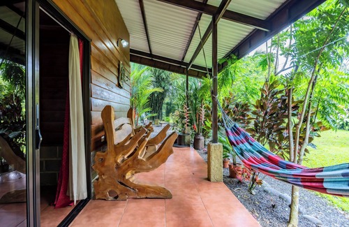 La Fortuna Cabine | Cabaña Silvestre A garden to relax with the family!