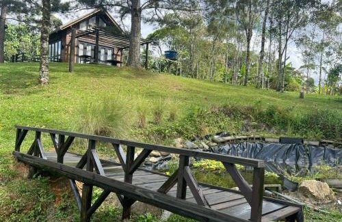 Sao Pedro de Alcantara Cabine | Cabana Trinca Ferro