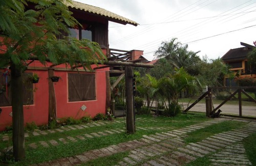 Garopaba Maison | Cabanas Aconchegantes próximas ao mar