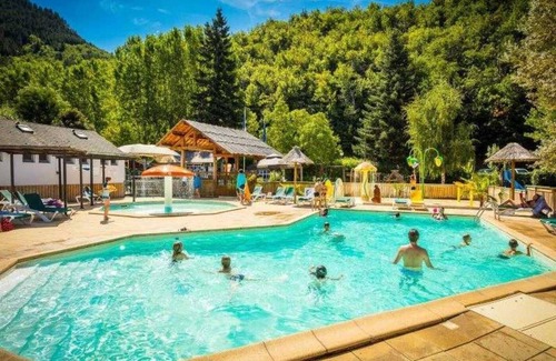 Florac Cabine | Cabane 3 étoiles - Piscine - efadfg