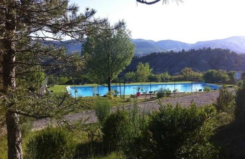 Rosans Cabine | Cabane 4 étoiles - Piscine - ccbacfg
