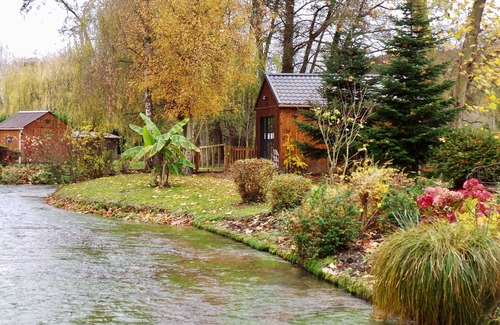 Colleville Cabine | cabane flottante elle fait son cinéma 8 10 pers