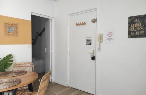Quartier Pasteur Appartement | Cabane Jungle Appt 2p cosy calme Rouen fac