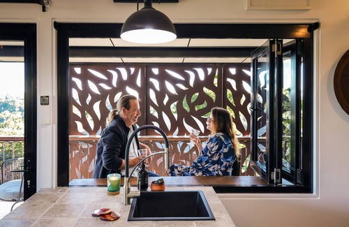 Numinbah Valley Cottage | Cabane Tiny Tree House Gold Coast Hinterland STAY PLAY EAT RELAX REPEAT