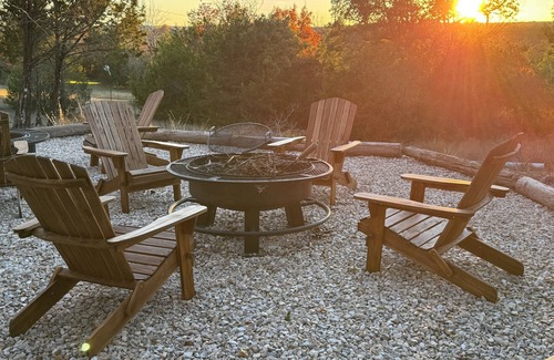 Weatherford Cabine | Cabin 1 of 4 comfortably nestled in a country setting with amazing sunset view
